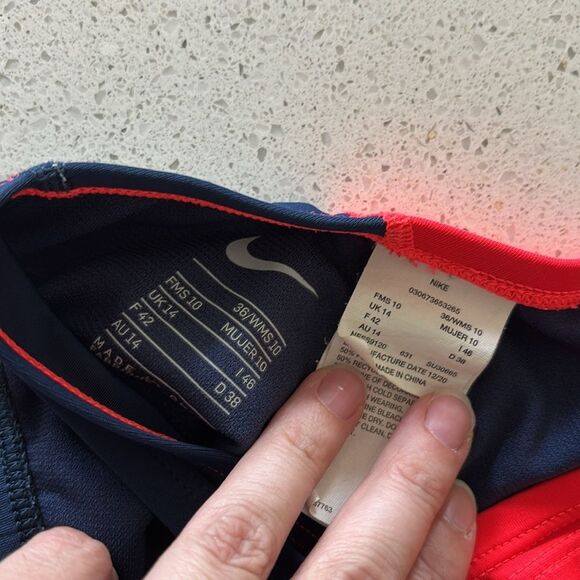 Nike One Piece Swim Bundle size 8/10 - Picture 9 of 9